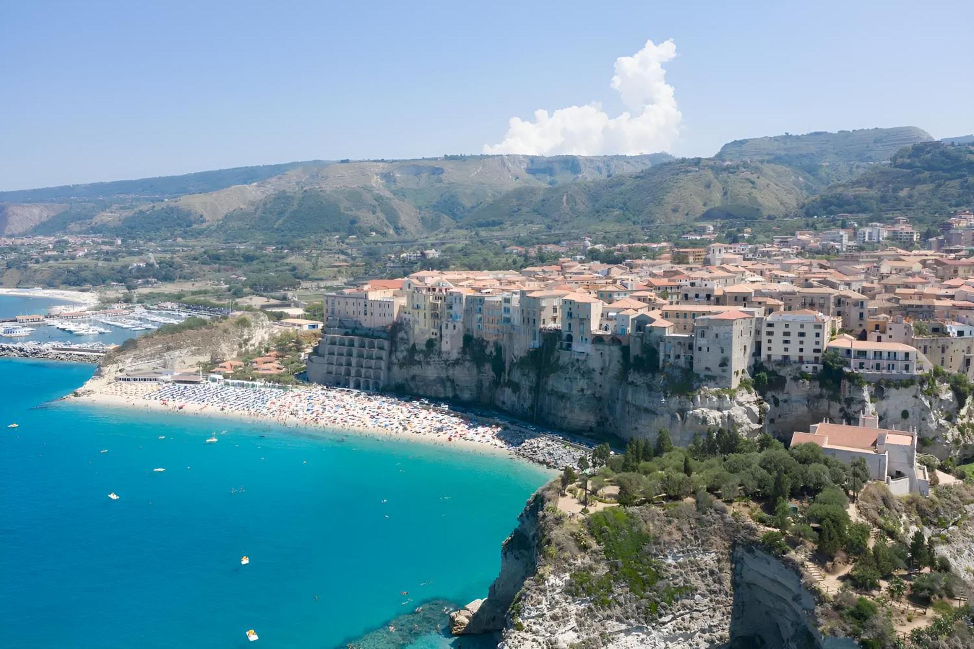 Top Bedroom Golfo - Le Lincelle, Lamezia - 2 Extra Large Single Beds سانت أوْفيمِيا لاميتْسْيا المظهر الخارجي الصورة